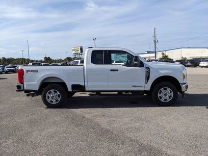 New 2026 Ford F350 XLT w/ FX4 Off-Road Package