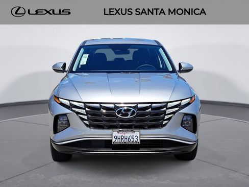 Used 2023 Hyundai Tucson SE AWD/4WD image 2