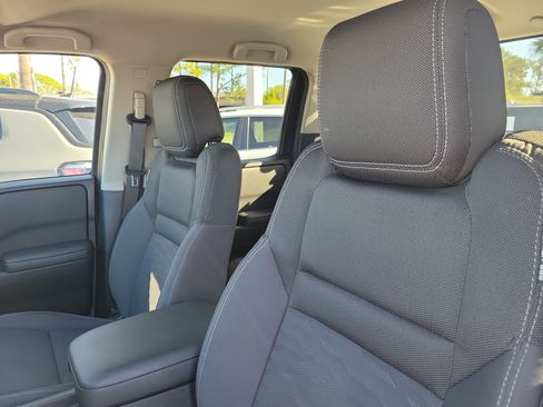 Certified 2023 Nissan Frontier SV w/ Technology Package image 21