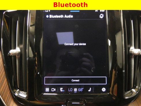 Used 2023 Volvo XC60 B5 Ultimate w/ Climate Package FWD image 24