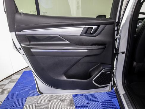 Used 2026 Buick Enclave Preferred FWD image 16