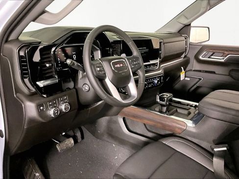 New 2026 GMC Sierra 1500 SLT w/ SLT Premium Plus Package AWD/4WD image 8