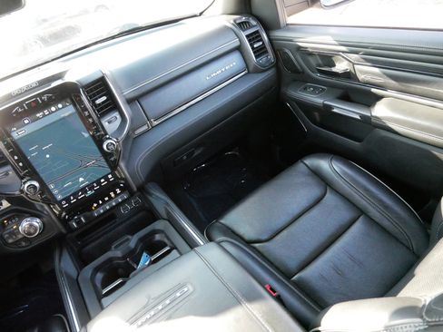 Used 2022 RAM 1500 Limited image 11