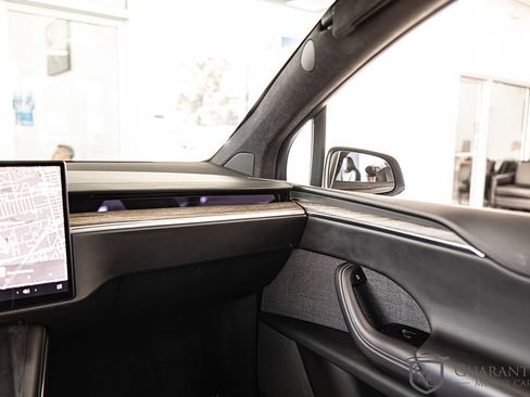 Used 2022 Tesla Model X AWD/4WD image 34