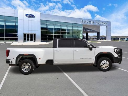Used 2024 GMC Sierra 3500 Denali w/ Denali Reserve Package AWD/4WD image 5