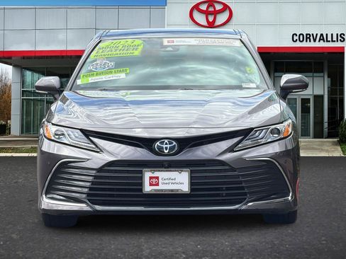 Certified 2023 Toyota Camry XLE w/ Navigation Package FWD image 9