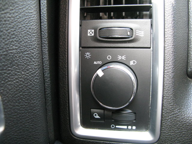 Used 2022 RAM 1500 Warlock w/ Electronics Group AWD/4WD image 15