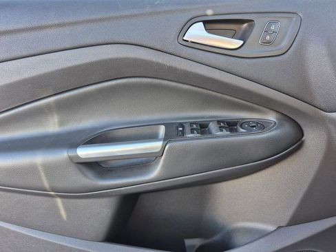 Used 2018 Ford Escape SEL image 7