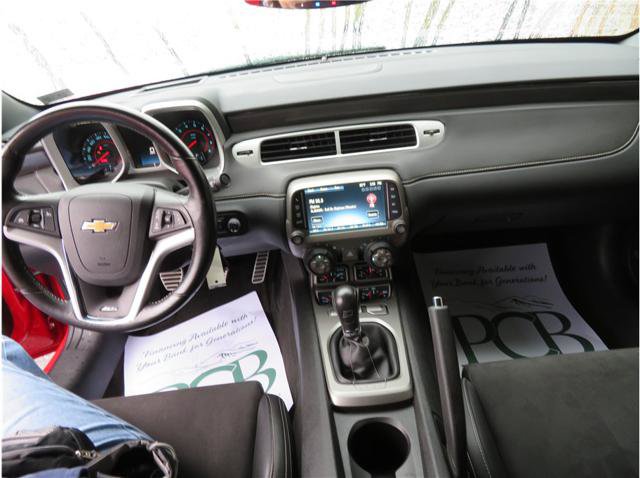 Used 2014 Chevrolet Camaro SS w/ RS Package RWD image 6