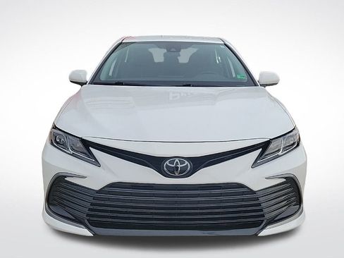 Used 2023 Toyota Camry LE image 8