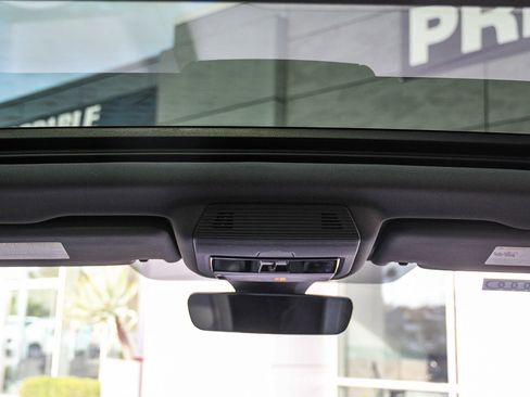 Certified 2024 Audi Q4 e-tron Premium image 17