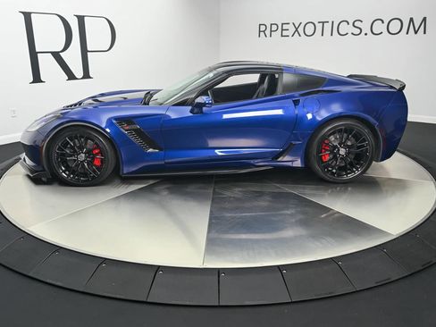 Used 2018 Chevrolet Corvette Z06 RWD image 13