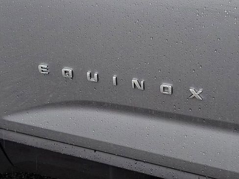 Used 2025 Chevrolet Equinox LT FWD image 25