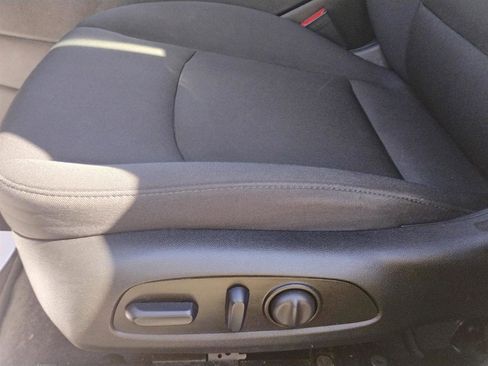 Used 2023 Chevrolet Malibu LT image 14