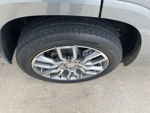 Used 2023 GMC Terrain Denali w/ Denali Premium Package image 27