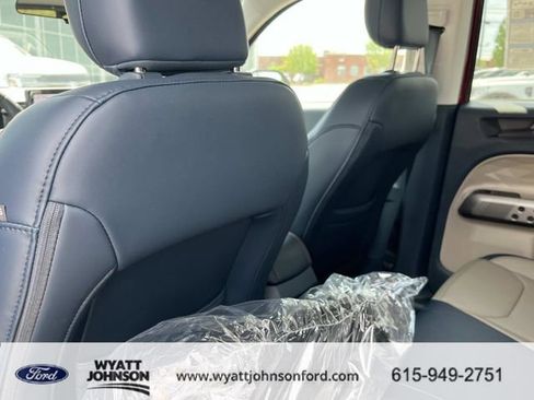 New 2026 Ford Maverick Lariat image 19