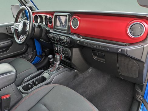 Used 2021 Jeep Wrangler Unlimited Rubicon w/ Safety Group image 16