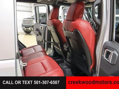 Used 2024 Jeep Wrangler Unlimited Rubicon 392 AWD/4WD image 16