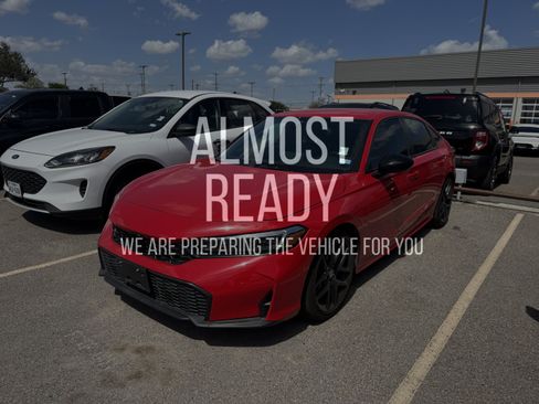 Used 2025 Honda Civic Sport image 2