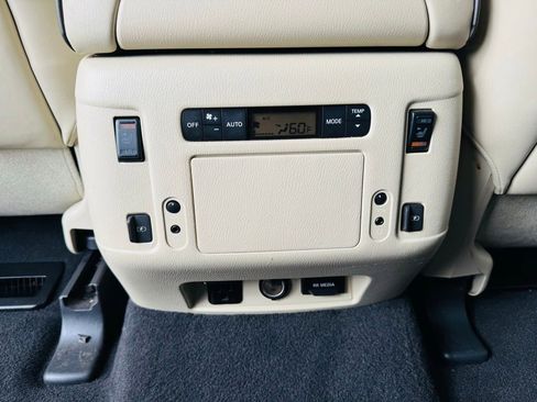 Used 2018 INFINITI QX80 DRIVER ASSISTANCE PACKAGE w/ Driver Assistance Package image 15