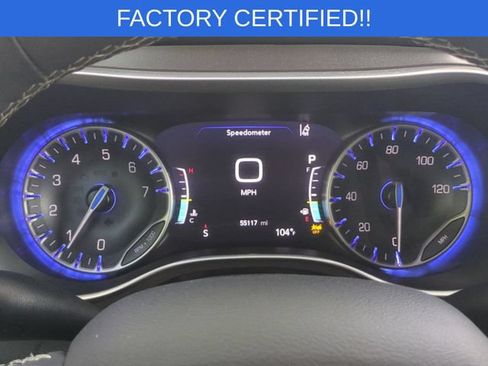 Certified 2023 Chrysler Pacifica Touring-L FWD image 21