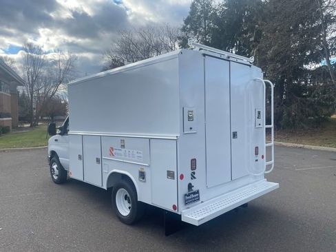 New 2026 Ford E-350 and Econoline 350 Super Duty w/ Power Equipment Group image 12