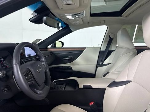 Used 2025 Lexus ES 350 w/ Premium Package FWD image 21