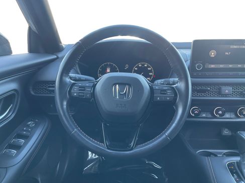 Used 2025 Honda HR-V Sport image 12