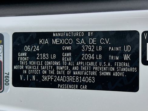 Used 2024 Kia Forte LX image 12