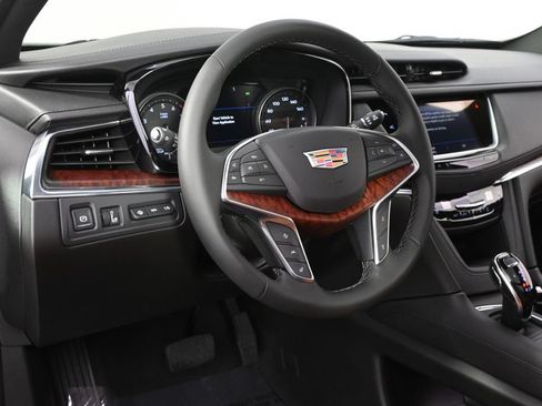 New 2026 Cadillac XT5 Premium Luxury w/ Driver Assist Package AWD/4WD image 11