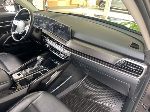 Certified 2025 Kia Telluride LX FWD image 21