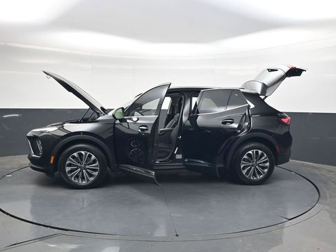 Used 2025 Buick Envision Preferred AWD/4WD image 45