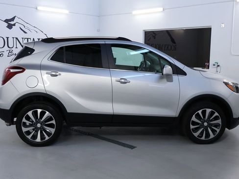 Used 2022 Buick Encore Preferred w/ Safety Package image 8