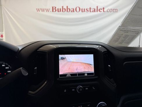 Used 2025 Chevrolet Silverado 1500 Custom image 15