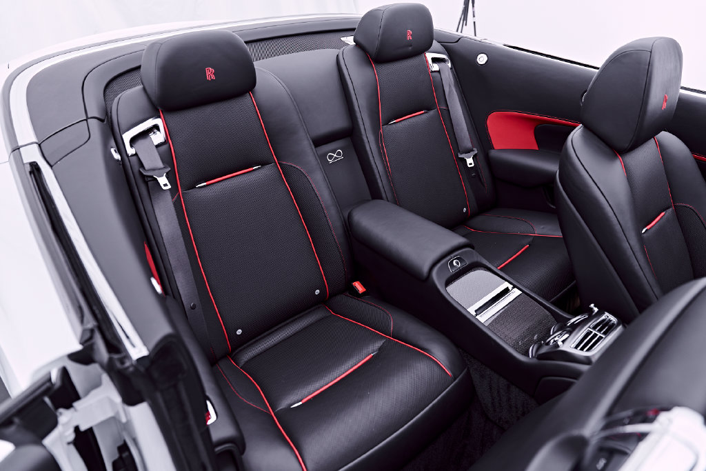 Used 2020 Rolls-Royce Dawn RWD image 56