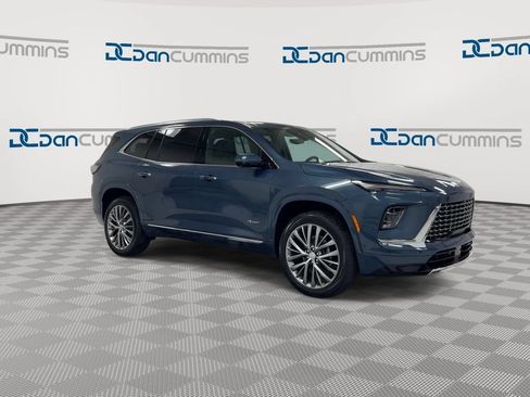 New 2026 Buick Enclave Avenir w/ Super Cruise Package AWD/4WD image 2