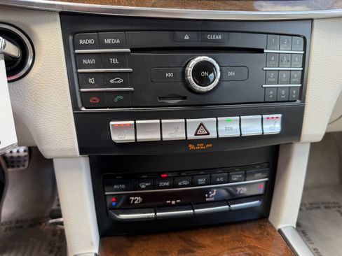 Used 2016 Mercedes-Benz E 350 4MATIC Wagon w/ Premium Package image 27