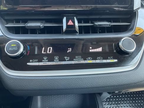 Certified 2023 Toyota Corolla LE FWD image 17