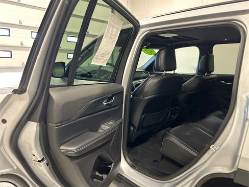 Used 2024 Jeep Grand Cherokee Altitude image 30