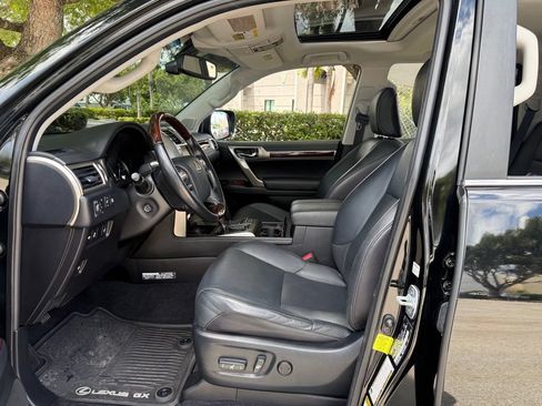 Used 2017 Lexus GX 460 Luxury AWD/4WD image 15
