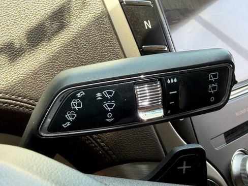 Used 2019 Lincoln Nautilus FWD image 25