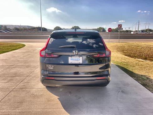 Used 2025 Honda CR-V EX image 6