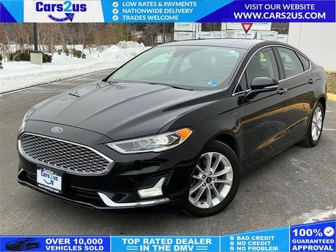 Used 2019 Ford Fusion Energi Titanium image 1