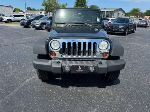 Used 2011 Jeep Wrangler Sport AWD/4WD image 9