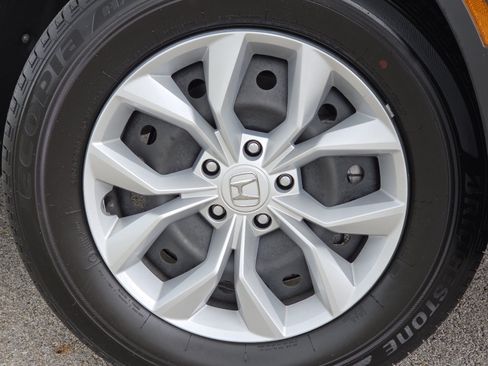 Used 2024 Honda CR-V LX image 10