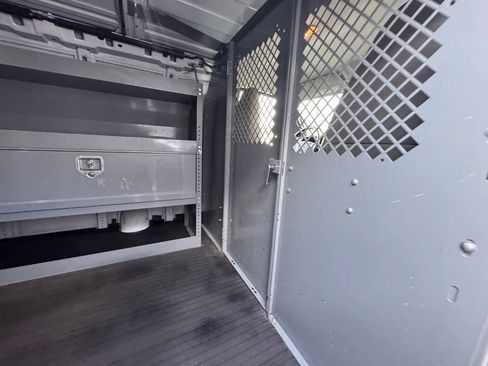 Used 2021 Chevrolet Express 2500 w/ Communications Package image 28