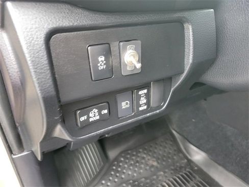 Used 2020 Toyota Tacoma TRD Off-Road image 21