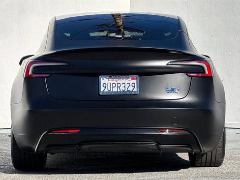 Used 2024 Tesla Model 3 Performance image 5