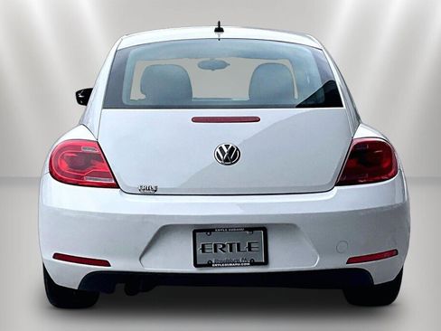 Used 2013 Volkswagen Beetle 2.5 image 6