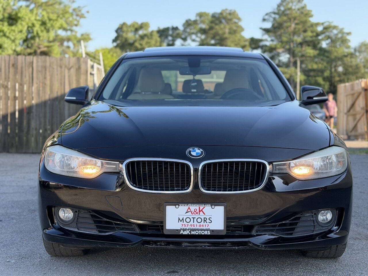 Used 2013 BMW 328i Sedan RWD image 3